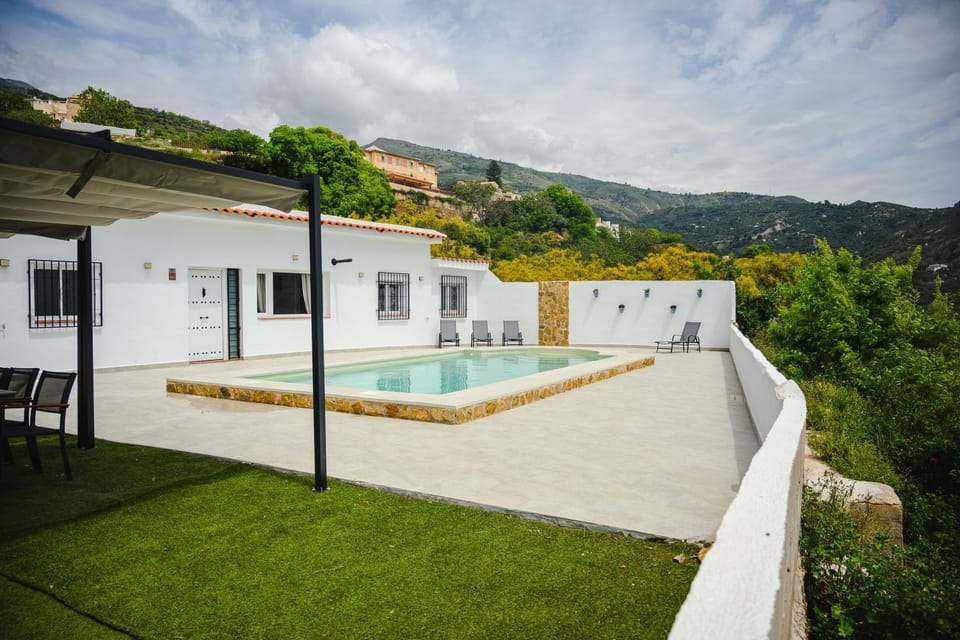 Solarium, Swimming pool
