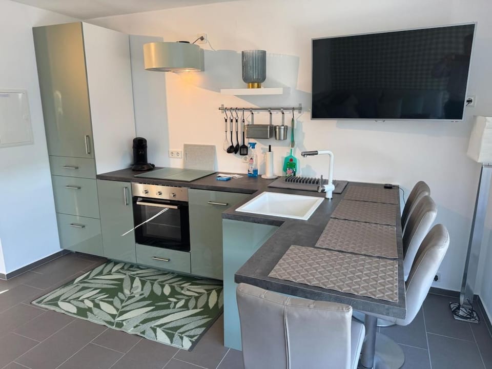 Kitchen or kitchenette, kitchen