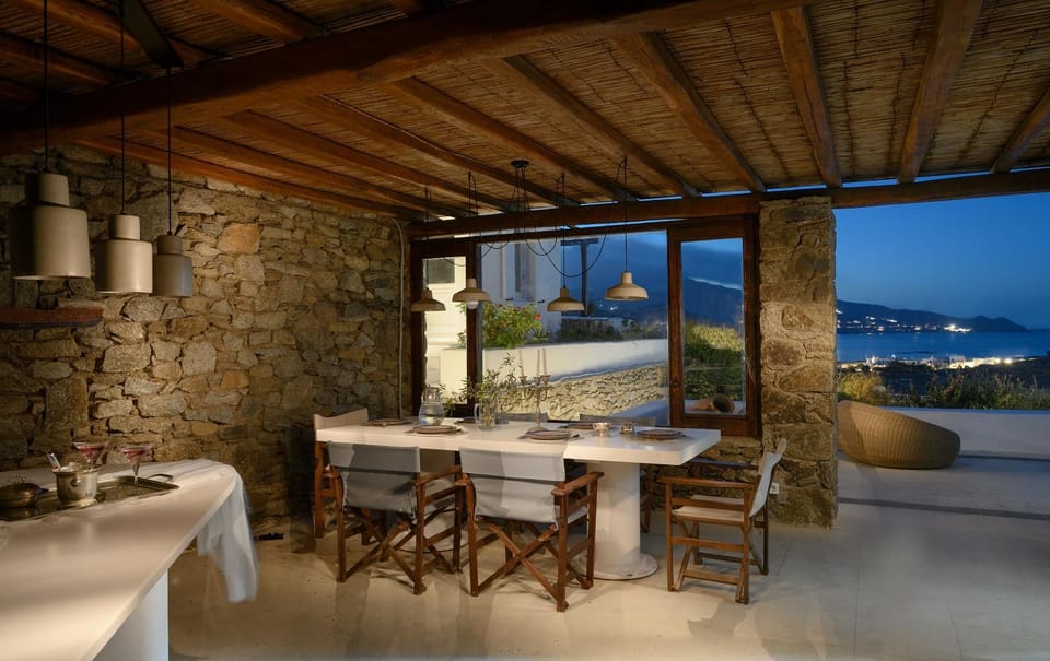 Patio, Natural landscape, View (from property/room), Balcony/Terrace, Living room, Seating area, Dining area, Mountain view, Sea view