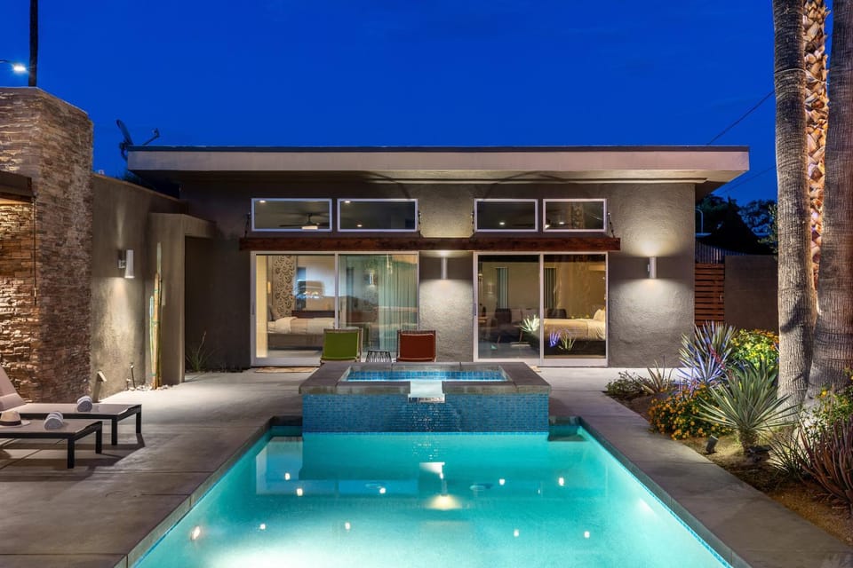 Lucy I'm Home House in Palm Springs