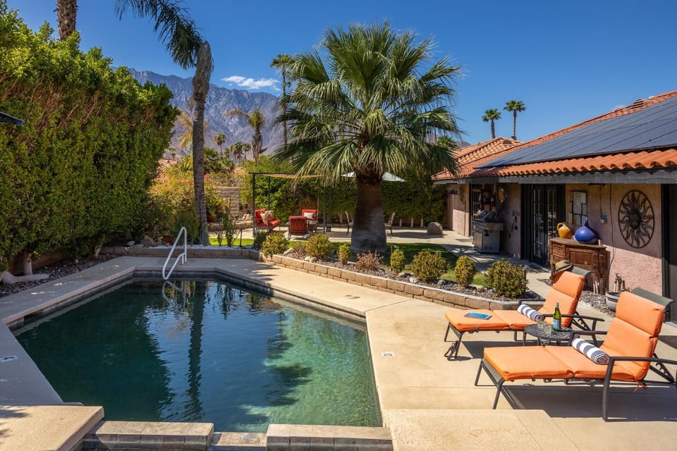 Adobe Oasis House in Palm Springs