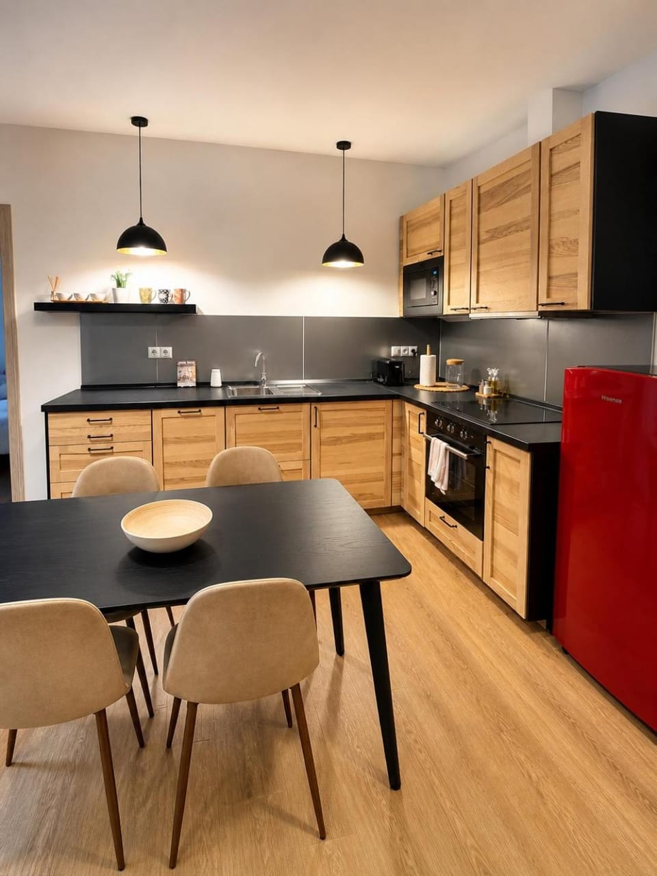 Kitchen or kitchenette, Dining area, dishwasher, oven, pet friendly, stove