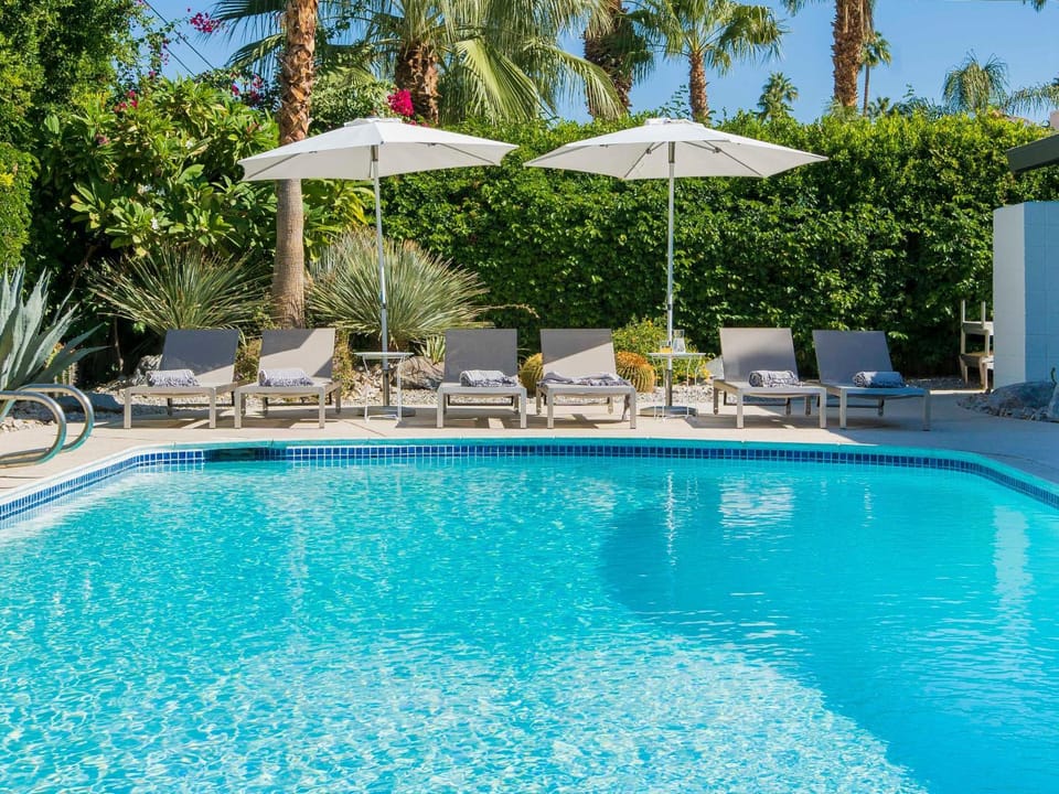 Modern Marion at Twin Palms House in Palm Springs