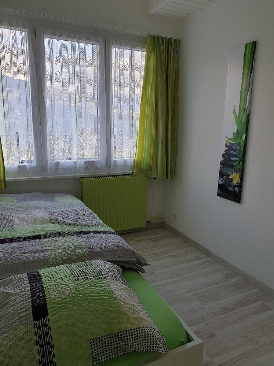 Bedroom, City view, Mountain view