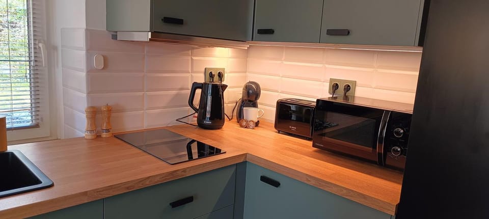 Coffee/tea facilities, Kitchen or kitchenette