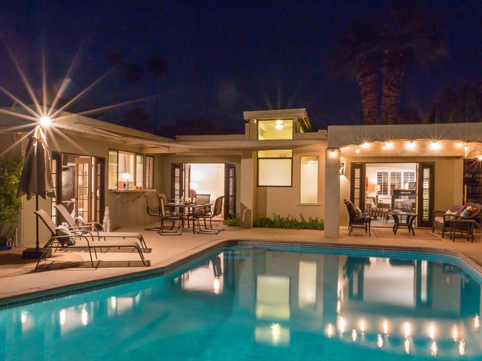 Reeves Garden House House in Palm Springs