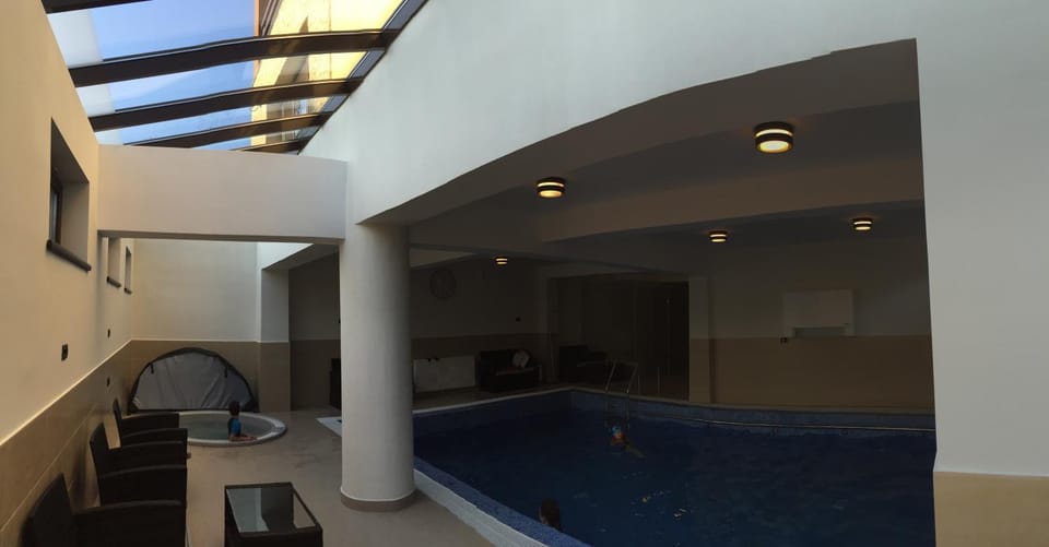Swimming pool, Public Bath