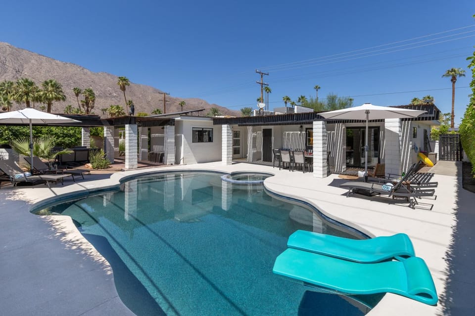 Sunny Dreams House in Palm Springs