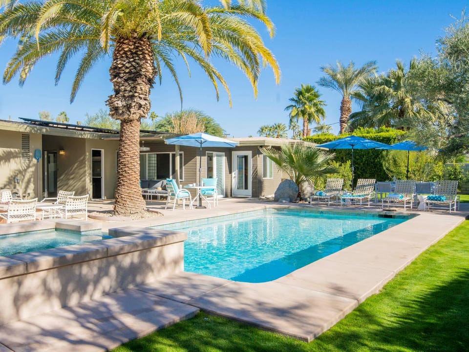Canary Palms House in Palm Springs