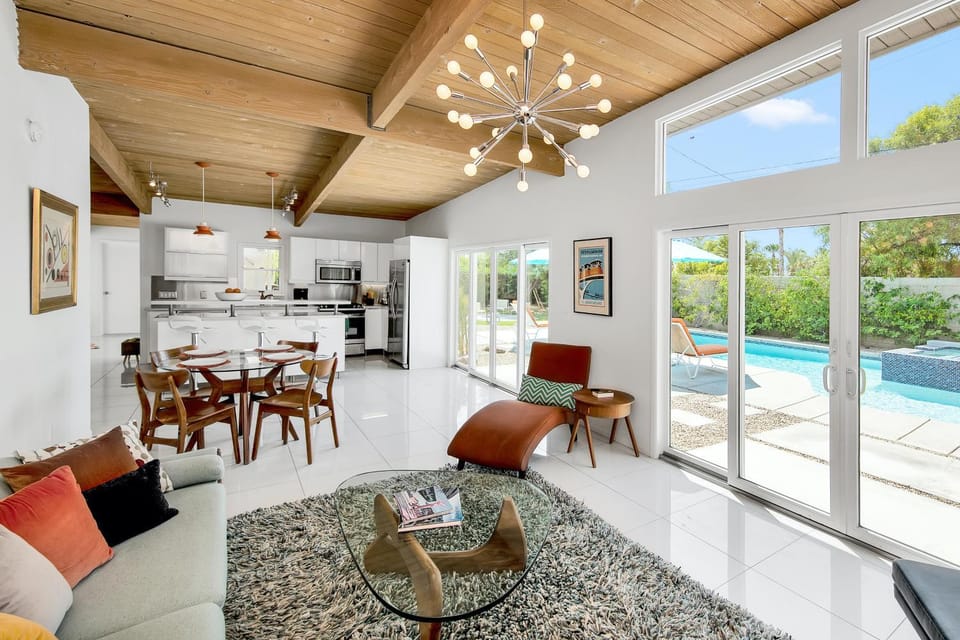 Papillon Palm Springs House in Palm Springs