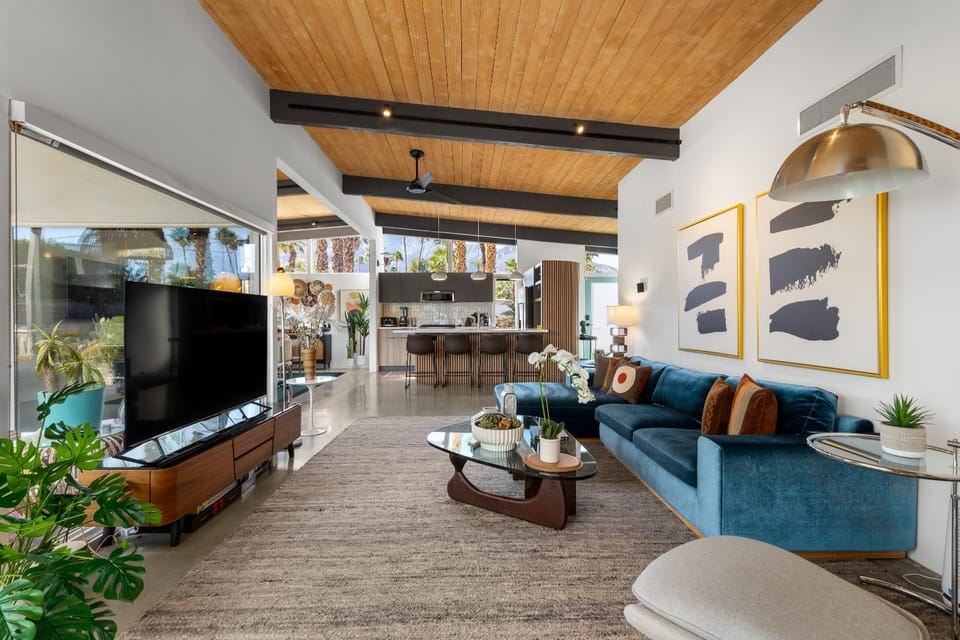 Hollywood Hideaway House in Palm Springs