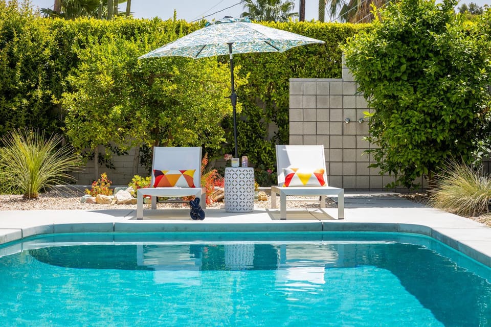 Desert Bloom Retreat House in Palm Springs