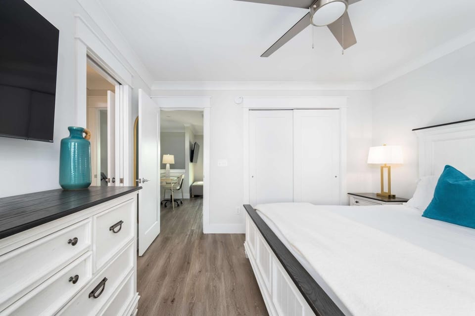 Clarity at The Cove Riverwalk Villas House in Wilmington