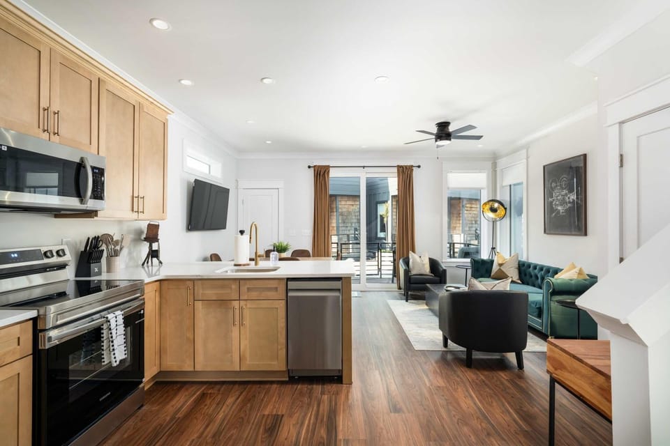 Premiere at The Cove Riverwalk Villas House in Wilmington