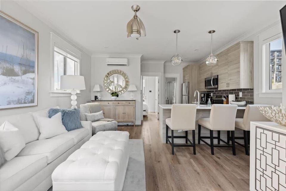 Delight at The Cove Riverwalk Villas House in Wilmington