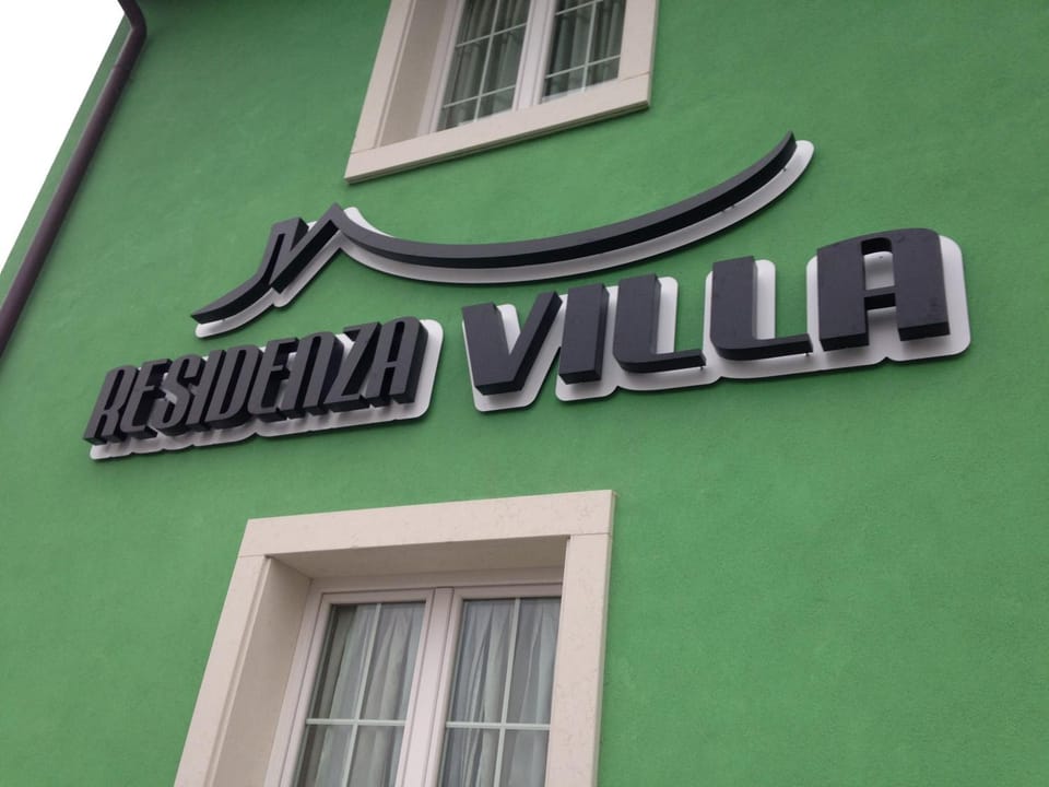 Property logo or sign