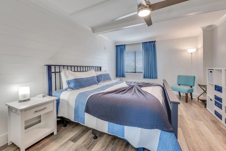 Low Floor Pools Direct Oceanfront House in Myrtle Beach
