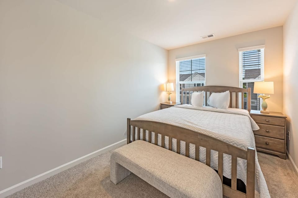 Fully Equipped 3BR Stay with Smart TV & Cozy Living House in North Myrtle Beach