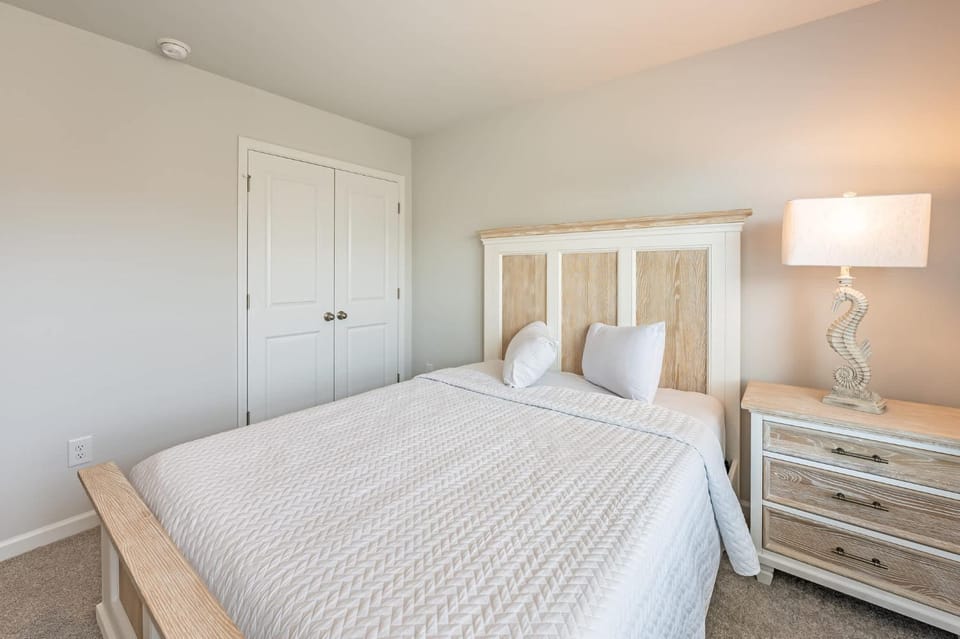 Fully Equipped 3BR Stay with Smart TV & Cozy Living House in North Myrtle Beach