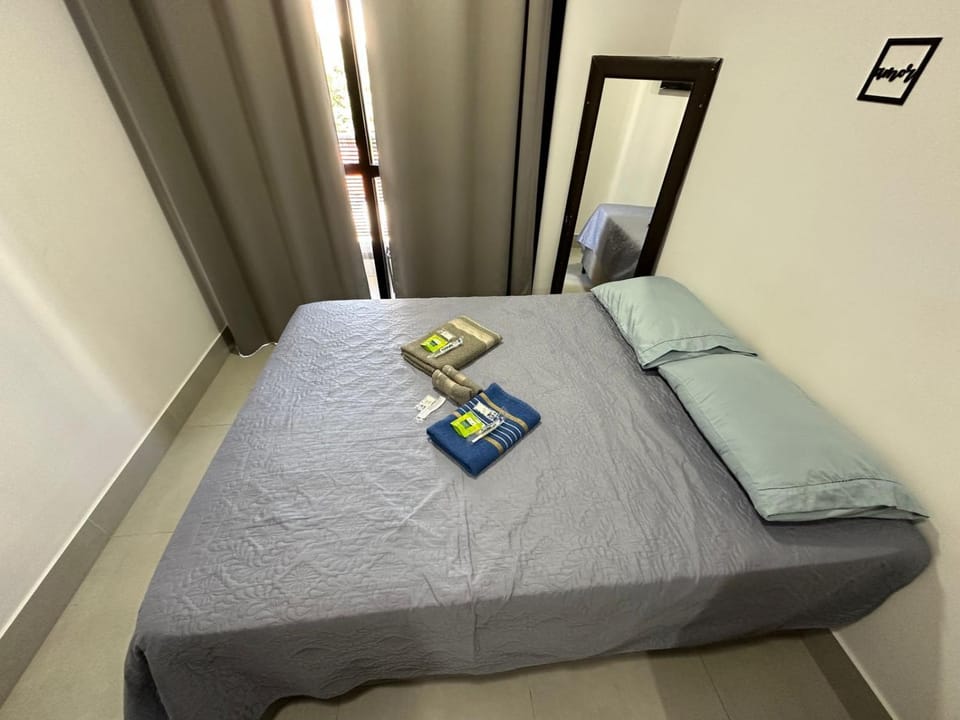 Apartamento para 3 , 1 colchão inflável Proximo metro Paraiso e Paulista Apartment in Sao Paulo City