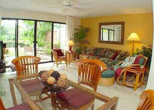 Maui Kamaole #K-109 Tropical Garden View, Full A/C, Hot Tub, Great Location Apartment in Wailea