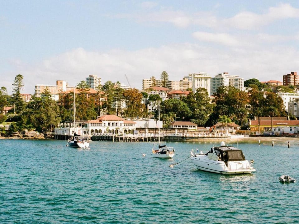 Eurobin Ave Manly - Heritage Charm with Air Con Apartment in Manly