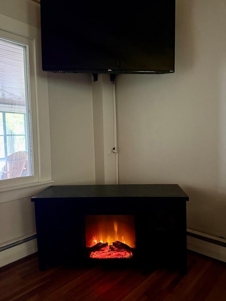 TV and multimedia, fireplace