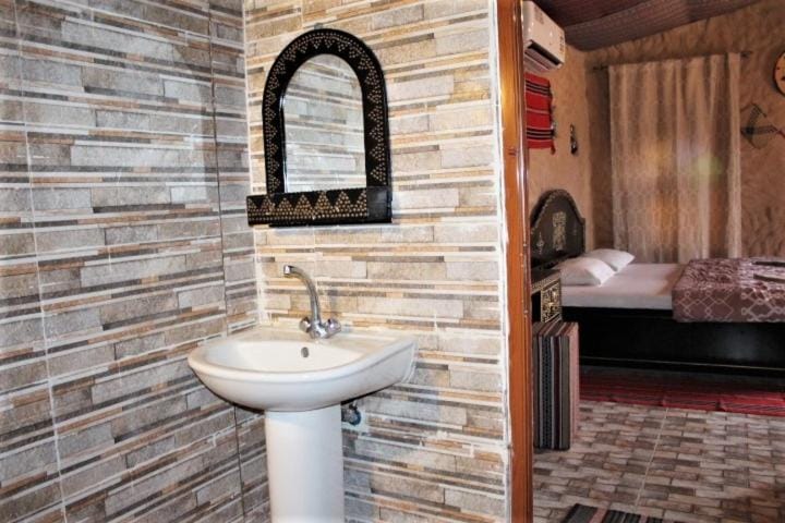 Al Reem Desert Camp Luxury tent in Oman