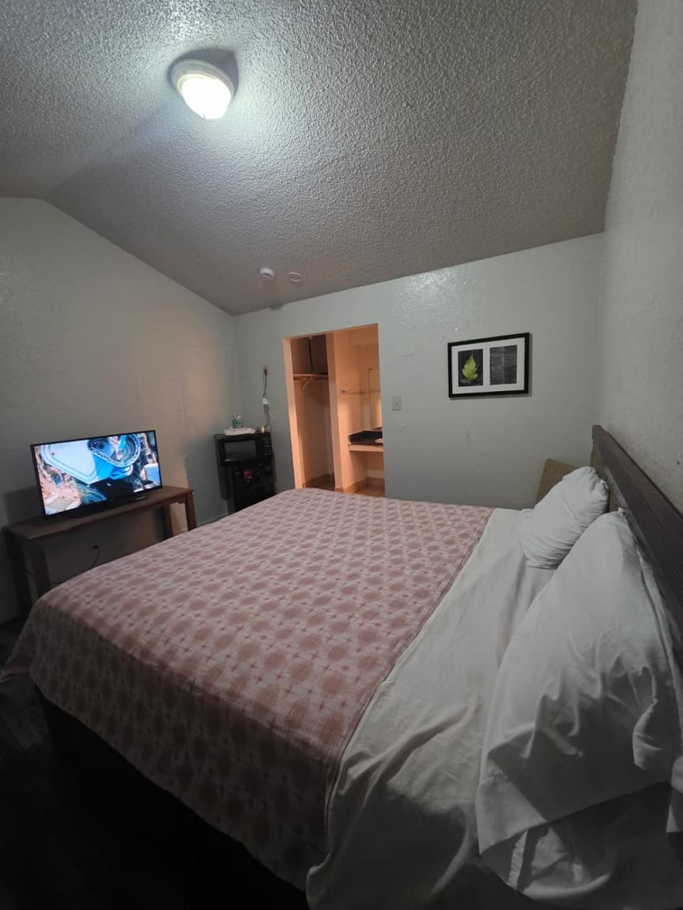 abram inn arlington Motel in Arlington