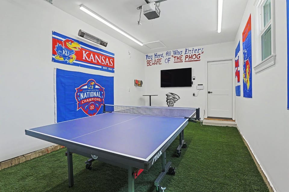 Game Room, Table tennis, TV and multimedia
