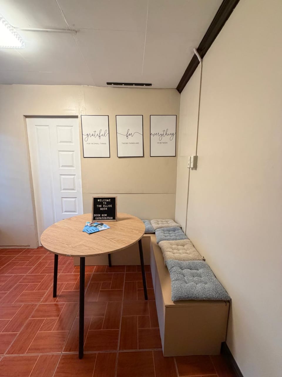 Seating area