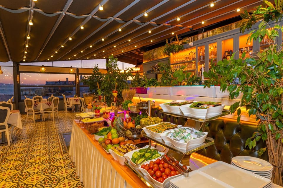 Restaurant/places to eat, Food and drinks, Food