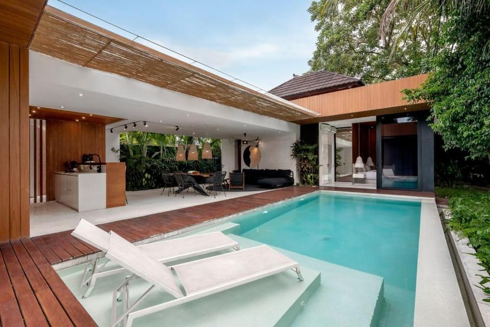 Green Flow Villa 20 Elegant 3BR Tropical Retreat Villa in Abiansemal