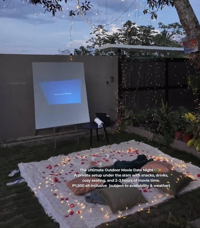 20 mins from Samal Barge(netflix, wifi, bath tub) House in Island Garden City of Samal