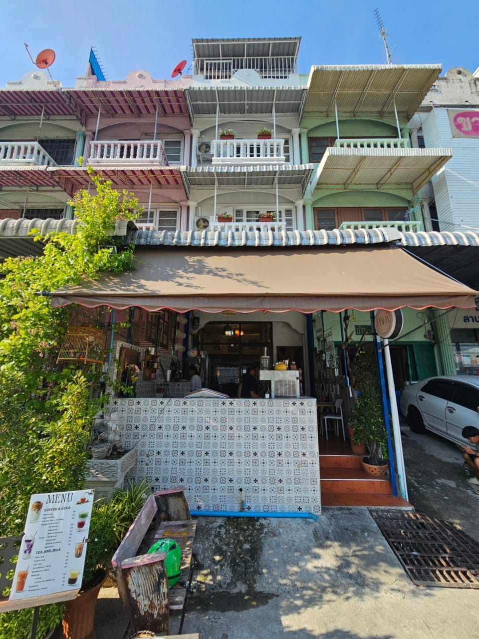 Papa house red room Apartment hotel in Thailand