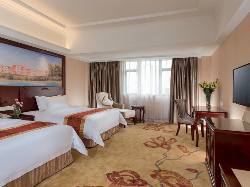 Vienna Hotel Foshan Nanhai City Square Hotel in Guangzhou
