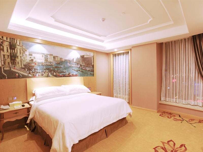 Vienna Hotel Shanghai Songjiang Development Zone Hotel in Shanghai