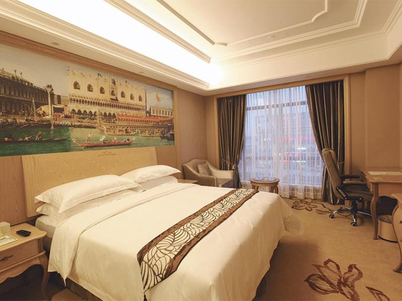 Vienna Hotel Shanghai Songjiang Development Zone Hotel in Shanghai