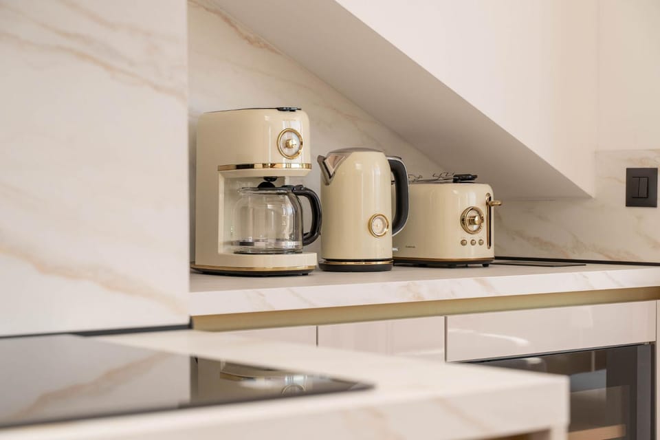 Coffee/tea facilities, Kitchen or kitchenette, toaster