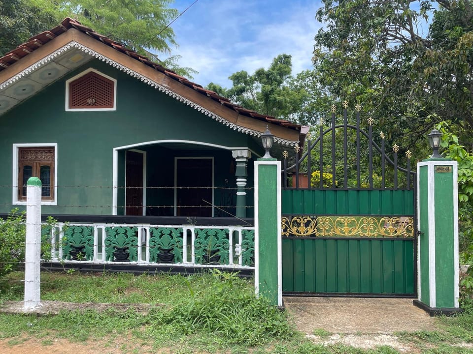 Ceylona Homestay Campground/ 
RV Resort in Sri Lanka