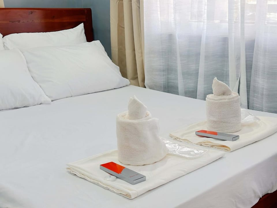 Shower, Bedroom, towels, towels
