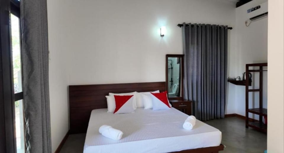 WILD ELEPHANT REACH Wilpattu Hostel in Sri Lanka