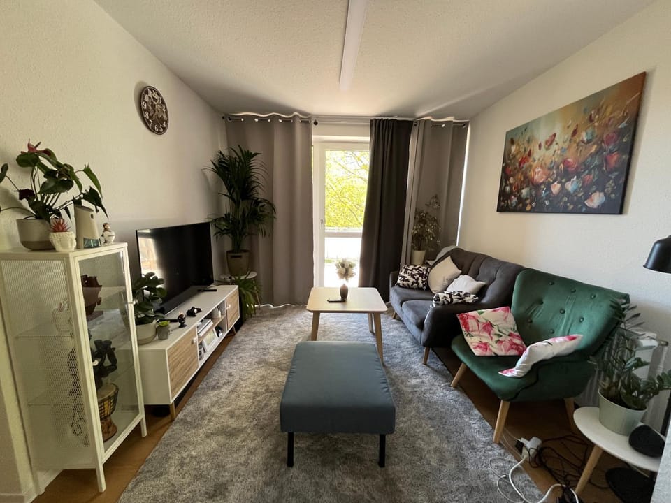 TV and multimedia, Living room, Seating area