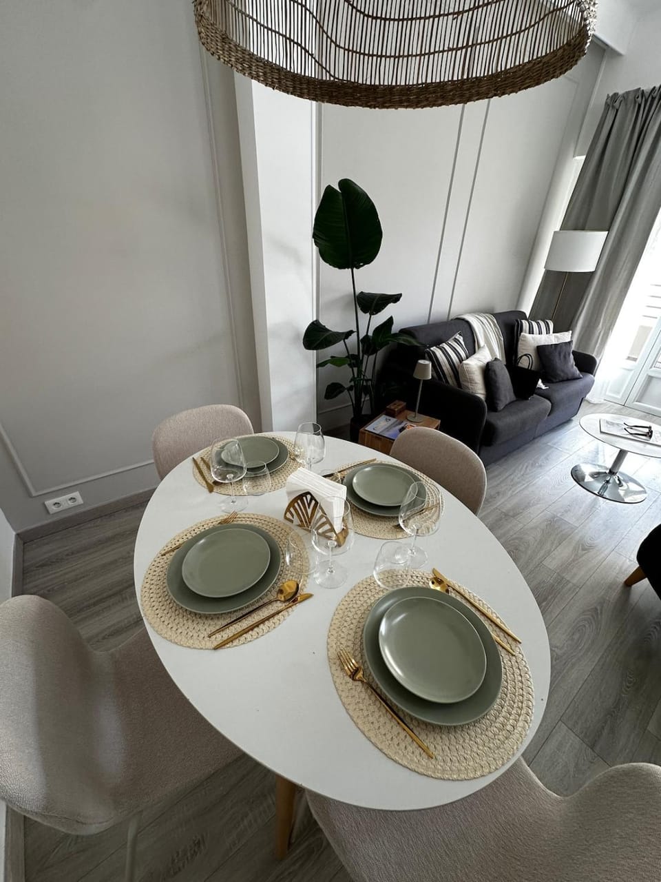 Living room, Seating area, Dining area