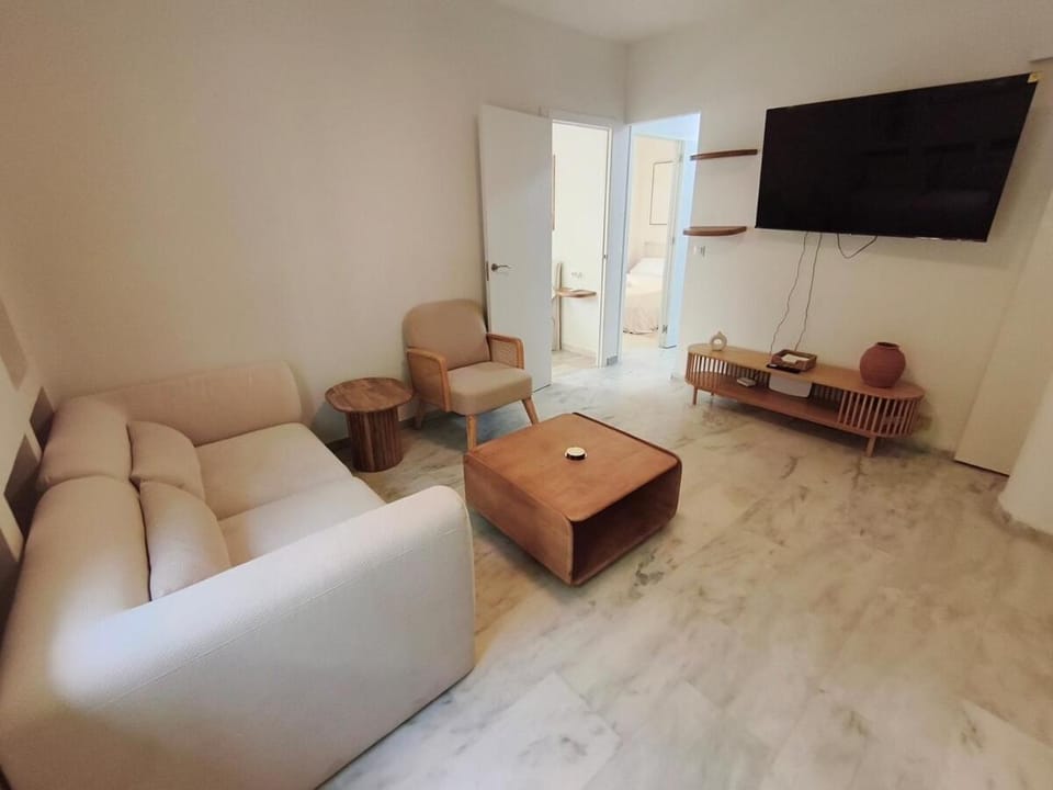 La Plaza Cozy Apartment City Center and Beach Apartment in Fuengirola