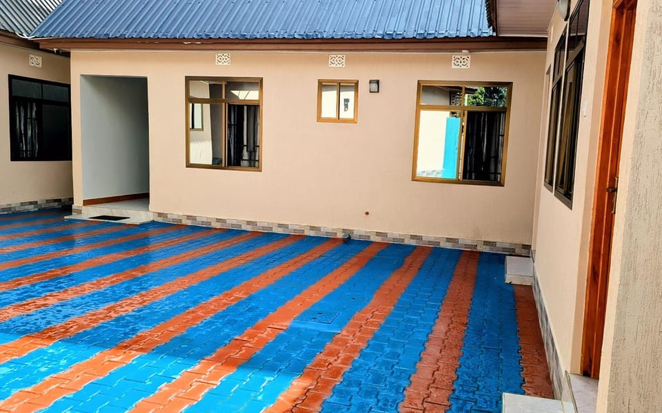 Sweet Dream Lodge Bed and Breakfast in Arusha