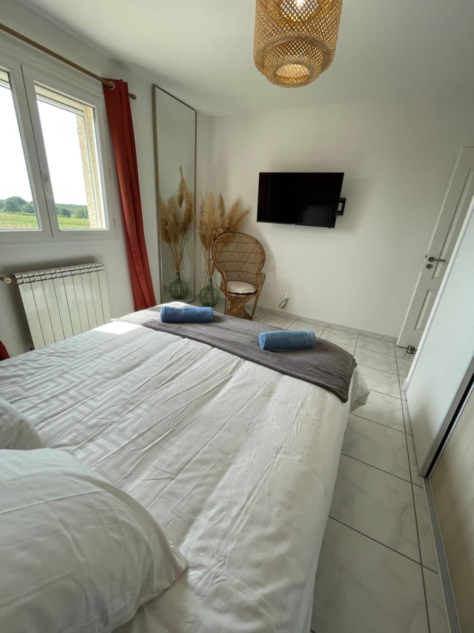 TV and multimedia, Bedroom