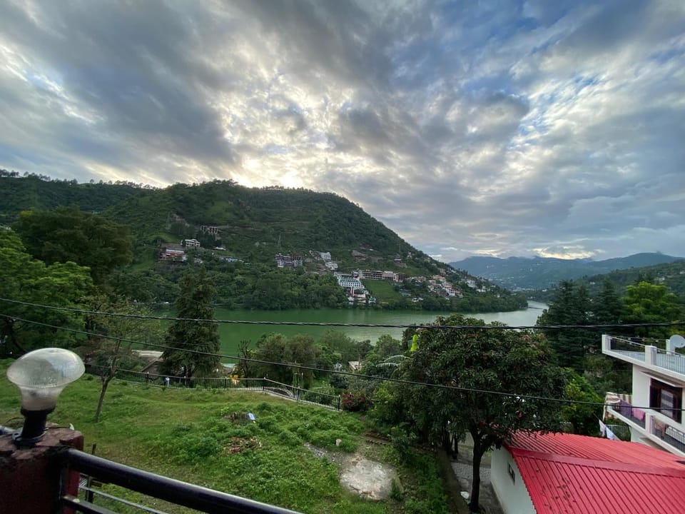 The Mount lakes Hotel in Uttarakhand