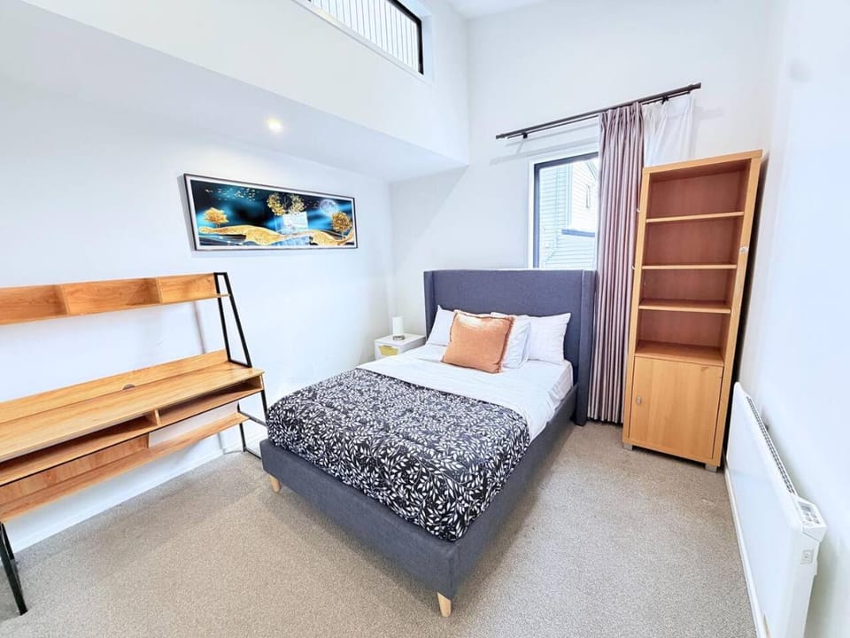 Modern Pakuranga Home | 3BR Near Mall & School House in Auckland