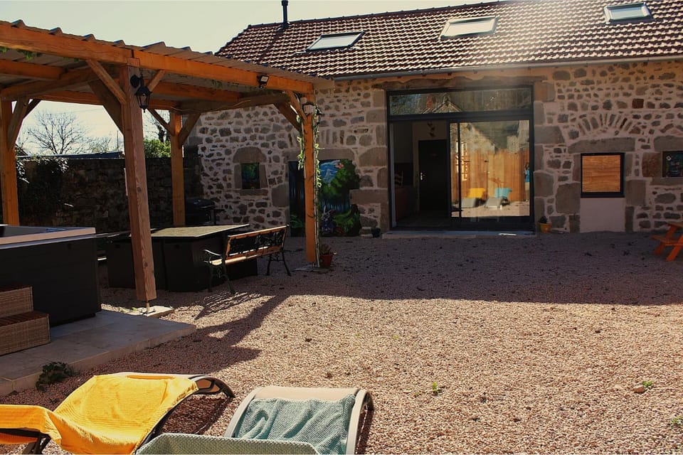 Inner courtyard view
